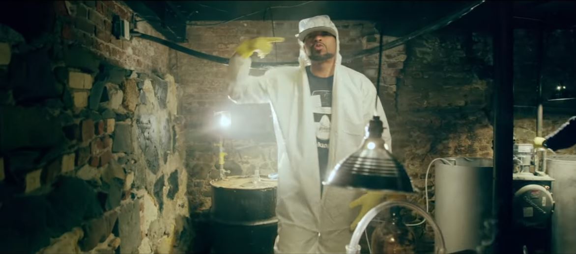 Method Man filming his music video for The Meth Lab in the basement of Edgewater Hall