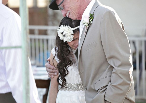 Jim Zetz Walks 11-Year-Old Daughter Down The Aisle Since He Knows He Won’t Be Present For Her Wedding
